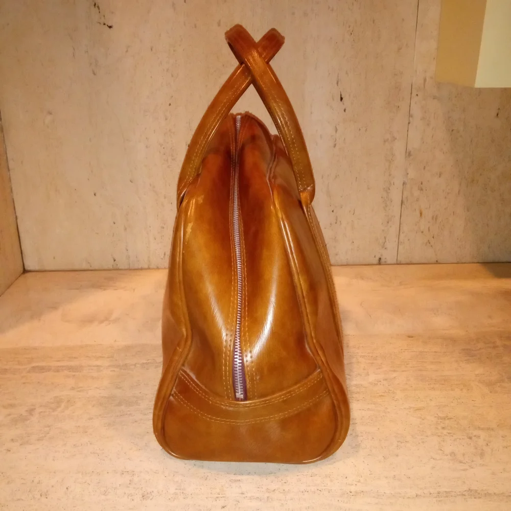 Vintage Airway Industries Inc Vegan Leather Travel Bag